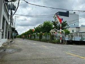 bán nhà phố 4 tầng , khu phân lô hà huy giáp phường thạnh lộc, q12,dt 55m2 giá 7,1 tỷ