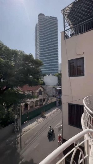 nha trang_ cần cho thuê nhà 100m2 ngang 7m trung tâm thành phố , gần nguyễn thị minh khai