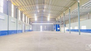 cho thuê kho 3.800m2 mặt tiền nguyễn văn linh có sân rộng 88 triệu