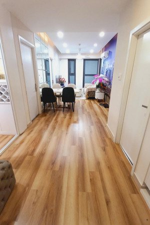 bán căn hộ bộ công an 2pn 74m giá 5.4 tỷ sổ hồng xuất thương mại