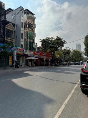 Bán gấp nhà mặt đường Ngô Gia Tự, TP. Bắc Ninh Giá chỉ 13,x tỷ