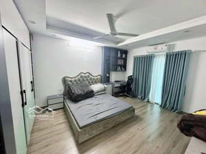 bán nhà giá rẻ nhất hồ tùng mậu, dt sổ 56m x4tầng, mt 4m ngõ rộng trước nhà 3m, ở hoặc cho thuê