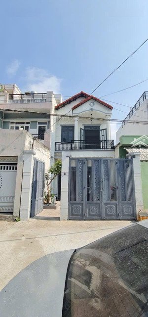 cho thuê gấp nhà mặt tiền hẻm 2129 xe hơi huỳnh tấn phát nhà bè