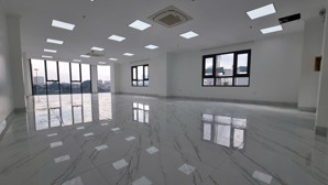 cho thuê văn phòng đẹp tại hoàng quốc việt, 16 triệu, 80m2, 100m2, 120m2 hàng hiếm giá cực chất