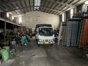 https://khoxuongmiennam.net/ Cho thuê Kho Xưởng 1.200m2 Bình Chánh. Văn phòng, nhà ở kiên cố.