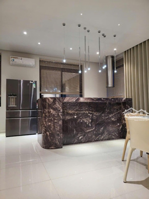 siêu phẩm biệt thự sân vườn q1! (18x20m) nở hậu tài lộc