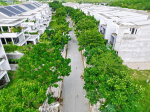 bán nhà 3 tầng mặt tiền dự án phước lộc long hòa 110m2 full thổ cư giá chỉ 6.1 tỷ