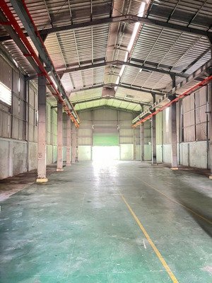 kho xưởng cho thuê tỉnh lộ 2 củ chi, dt: 1,100m2, đường container