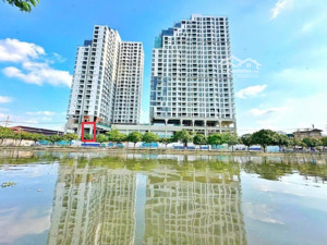 kẹt tiền bán gấp shophouse mặt tiền bến bình đông . lỗ 500 triệu so với giá hợp đồng. rất gấp