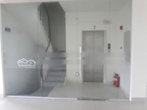 cho thuê văn phòng khu thương mại phú mỹ hưng quận 7, giá thuê 18 triệu/tháng