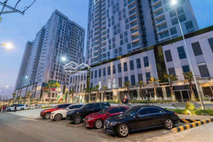 có pass xem nhà căn 2pn 65m2 giá 10.5tr - urban green - alo quỳnh anh