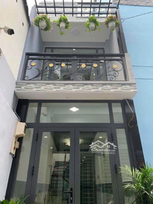 nhà mặt tiền đường hiền vương. 4m x 22.4m, nhà 1 trệt 1 lầu