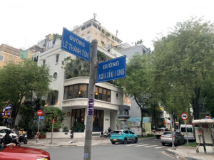 cho thuê nhà kinh doanh đường lê thánh tôn q1, 100m2 sử dụng, cách 1 nhà ra mặt tiền, thuê lâu dài,