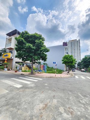 3.45 tỷ bán đất kdc phúc đạt ngay đt743 ngã tư 550 tp dĩ an hàng hiếm ngang 6.5m