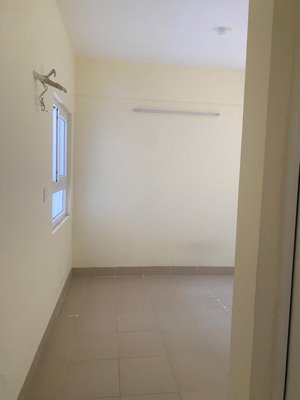 cho thuê chung cư xuân thuỷ
diện tích:66m2 2pn, 2wwc, 2ban công, bếp, phòng khách, không nội thất