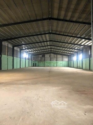 cho thuê xưởng khuôn viên 1800m, xuân thới sơn, hóc môn