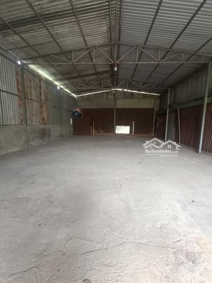 cho thuê xưởng dt 200m2 giá 15tr hiệp thành quận 12