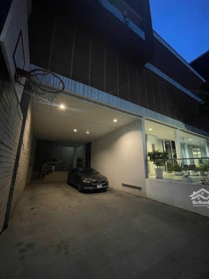 bán biệt phủ siêu đẹp - vị trí đẹp, ngay út tịch, sát tt - 750m2, ngang hơn 36m, 6 tầng - hơn 136tỷ