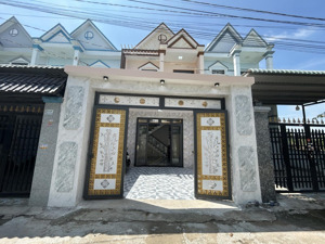 bán nhà riêng 100m2 tại đ. tập đoàn 2, tân kim, cần giuộc, xe tải đậu sân