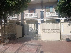 mặt bằng cho thuê địa chỉ r6 thái văn lung vũng tàu