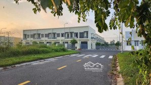nhà phố phước đông new city trảng bàng chỉ 1,2 tỷ sổ sẵn, nhà sẵn tt 360tr nhận nhà, lh 