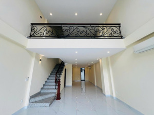 shophouse song hành lakeview city 337m2 sàn hoàn thiện mới chỉ 40tr, thang máy, máy lạnh wc 5 tầng