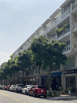 cho thuê nhà mặt phố saritown sala, 180m2, 1 trệt 1 lầu, phù hợp làm văn phòng