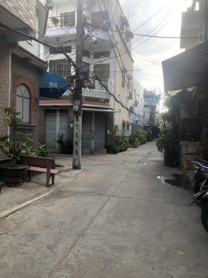 cho thuê nhà hxh nguyễn văn luông, 5 x 9m, 2.5 tấm, 2 pn, giá 10 triệu