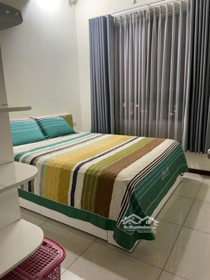 cho thuê căn hộ 2pn, 95m2, 15 triệu vnd tại cosmo city tân phú quận 7, đầy đủ nội thất giá siêu hot