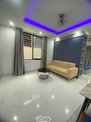 chính chủ cho thuê căn hộ ccmn 1pn 1pk nội thất mới tại mễ trì hạ giá 6.9tr (ô tô đỗ cửa)