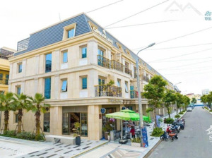 siêu phẩm nhà phố gần đường thăng long - trần đăng ninh - nằm vị trí trung tâm hải châu