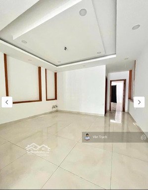 cho thuê căn nhà mặt tiền kinh doanh vcn phước hải nha trang khánh hoà