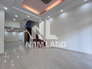 cho thuê nhà riêng đường cao đức lân, an phú, dt 80m2, 4pn, 5wc, giá 30tr/tháng