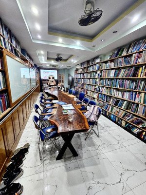 em có 2 căn hộ cc trần quang diệu - 44m2 - nhỉnh 2tỷ