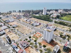 đất biển trung tâm tp phan thiết, 7,1 tỷ / lô, sổ đỏ hoàn chỉnh, cách biển 300m. xd tối đa 7 tầng.