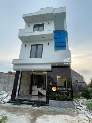 nhà 3 tầng độc lập tại lê lợi, an dương. oto đỗ tận cửa.