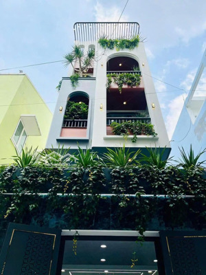 chủ định cư bán gấp nhà đường tô hiến thành, p13, q.10, hẻm ôtô, 70m2, 2 tỷ 740, hđ thuê 19tr/th.