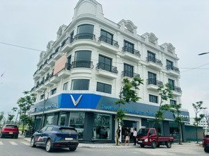 siêu phẩm duy nhất 2 lô biệt thự trục chính trái diêm 3
