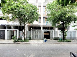 cho thuê trệt + lầu nhà 5x21m, thiết kế nghệ thuật, hiện đại - vạn phúc city