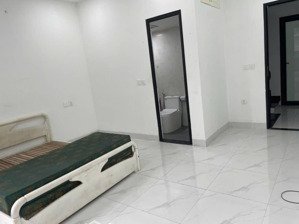 bán nhà lĩnh nam - hoàng mai - gần trường đh - dòng tiền tốt - 5 tầng - 6 ngủ - giá chỉ 7.35 tỷ