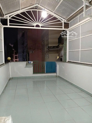 cho thuê nhà hẻm 4m(xh) trần quang khải, p.tân định, q.1 giá 17tr