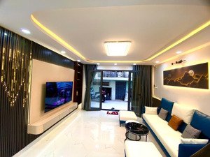 nhà bùi văn ba q7 - 2 lầu đúc - 50m2- 3pn - ko qh - giá 6 tỷ nhỉnh