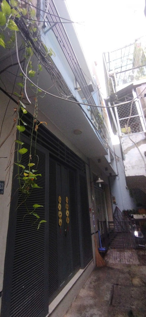 cần bán căn nhà hẻm bùi minh trực, 40,4m2, nhà cấp 2 gồm 2 tầng với giá 4.x tỷ