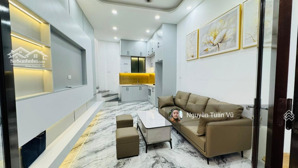 bán nhà trần thái tông, cầu giấy, 32m2x 5 tầng, ngõ thông các ngả, gần chợ kinh doanh, chỉ 7.5 tỷ