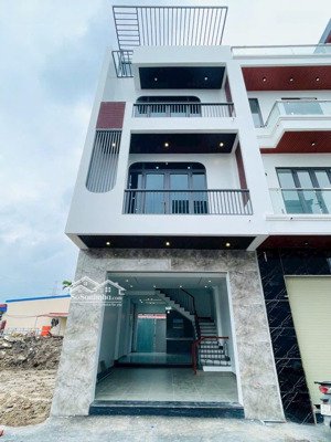 nhà 4 tầng đẹp, ngõ ô tô, vị trí đắc địa gần tttp, cạnh pg an đồng, an dương