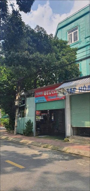 góc 2 mặt tiền đường tân hiệp hóc môn kd cafe thu nhập 50tr/th