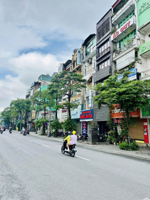 bán đất mặt ngõ thông ô tô vào nhà, kd, sát trục đường 17m. vuông đẹp. 9m. mt 4.5m. chào 6.5 tỷ