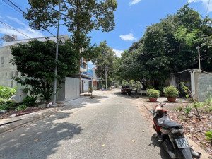 bán nền thô cư lộ 14m diện tích 4.5m x 21m =94m2 sổ hồng thổ cư giá rẻ bán thu hồi vốn