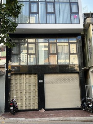 cho thuê nhà mặt tiền nguyễn thái học, sát ngay trung tâm chỉnh hình - phân viện sốt rét