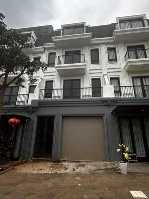 bán nhanh 1 căn nhà phố eco city premia, 120m2 đối diện công viên. giá 5,5 tỷ